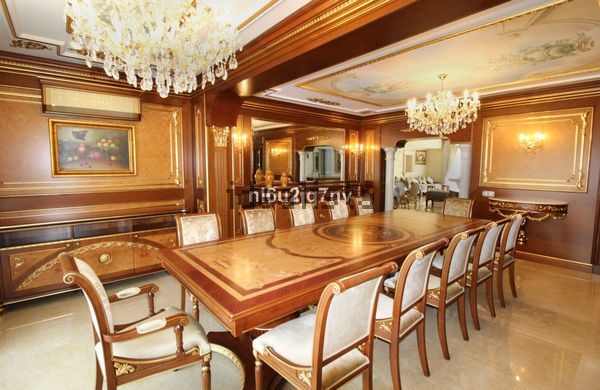 8-bedroom freehold villa in Marbella — photo 4 of 5