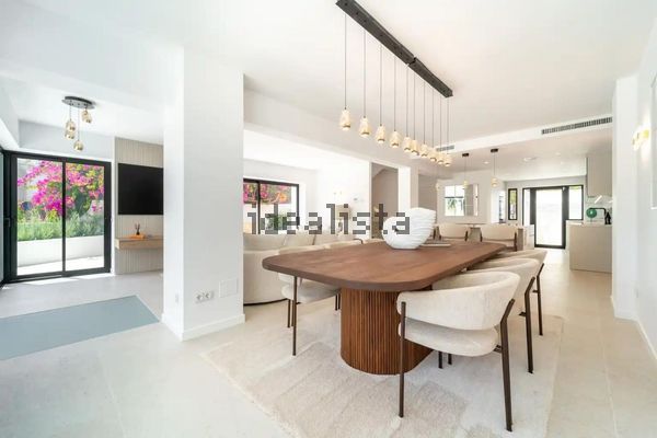 Terraced house in Calle Sierra Bermeja, Lomas de Marbella Club, Marbella — image 4