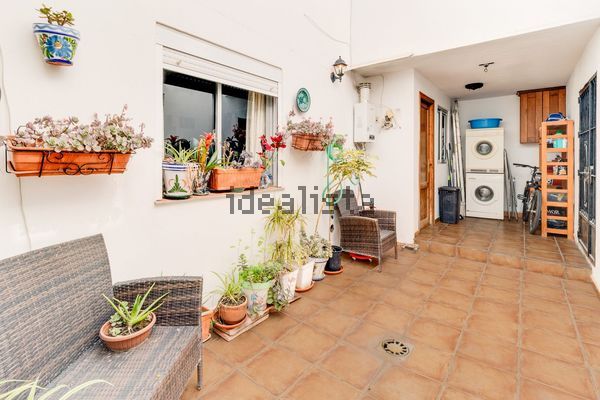 3-bedroom freehold villa in Estepona — photo 4 of 5