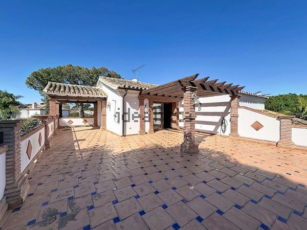 Detached house in Urbanizacion Presidente, Atalaya-Isdabe, Estepona — image 5