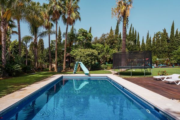 Detached house in Calle Cartama, 7, Sierra Blanca, Marbella — image 3
