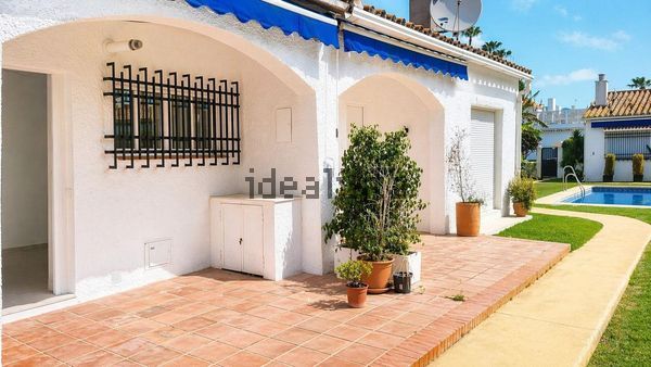 Terraced house in Linda Vista-Nueva Alcántara-Cortijo Blanco, Marbella — image 3