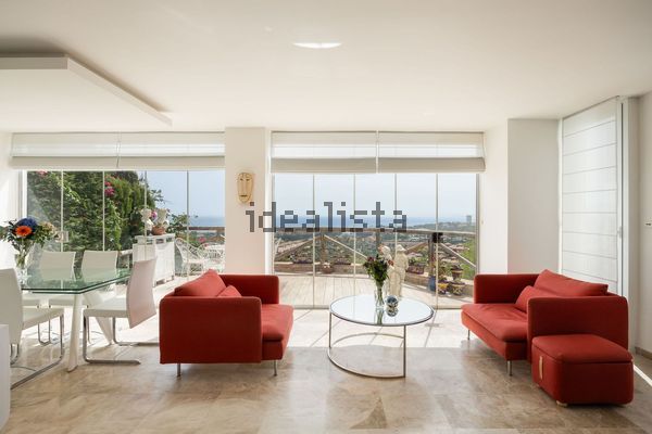 3-bedroom freehold villa in Marbella — photo 1 of 5