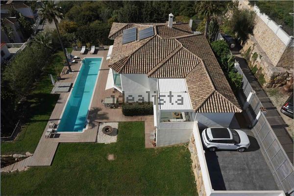 Detached house in Calle Bali, Guadalobón, Estepona — image 3