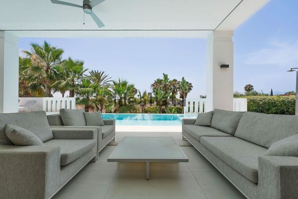 5-bedroom freehold villa in Marbella — photo 5 of 5