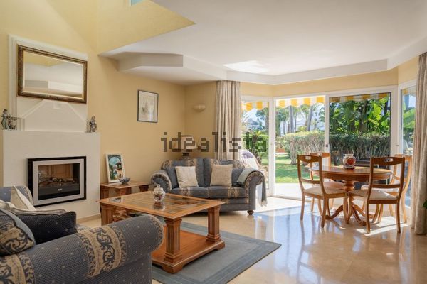 Terraced house in El Velerín, Estepona — image 5