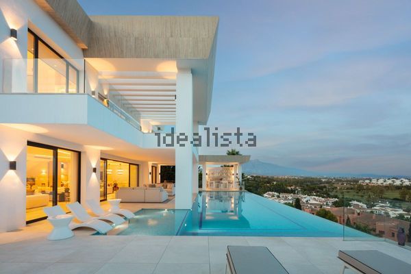 7-bedroom freehold villa in Benahavís — photo 1 of 5