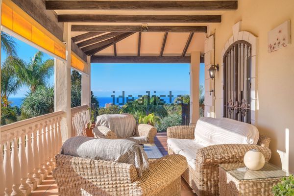 8-bedroom freehold villa in Marbella — photo 4 of 5