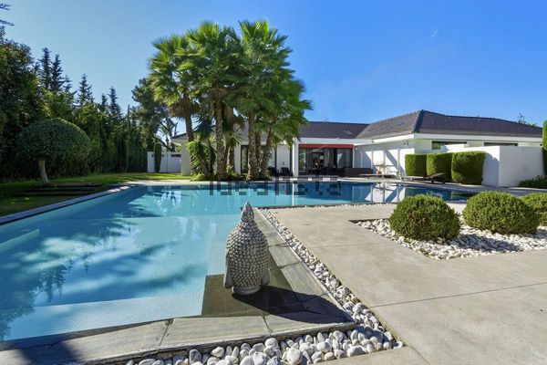 6-bedroom freehold villa in Marbella — photo 3 of 5