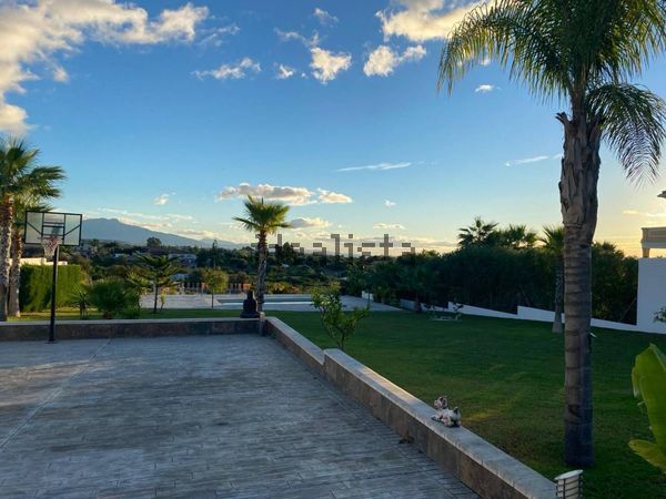 3-bedroom freehold villa in Estepona — photo 5 of 5