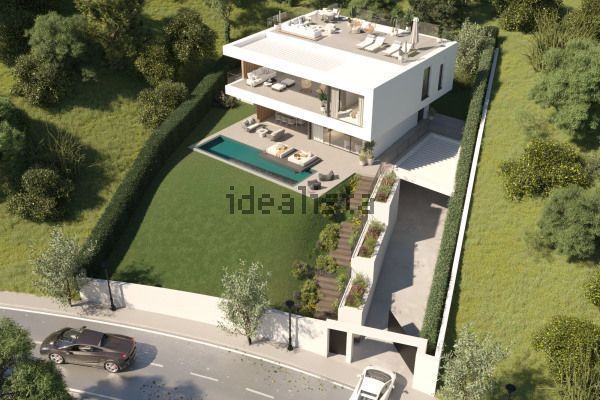 4-bedroom freehold villa in Estepona — photo 4 of 4