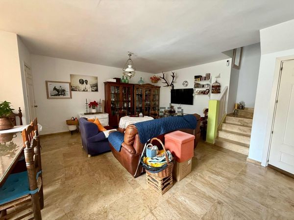 3-bedroom freehold villa in Marbella — photo 5 of 5
