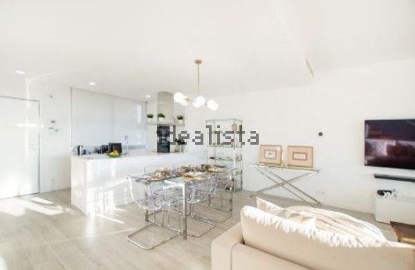 3-bedroom freehold villa in Estepona — photo 3 of 5