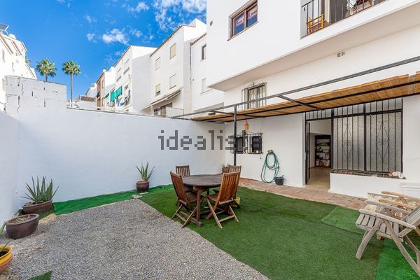 4-bedroom freehold villa in Estepona — photo 4 of 5