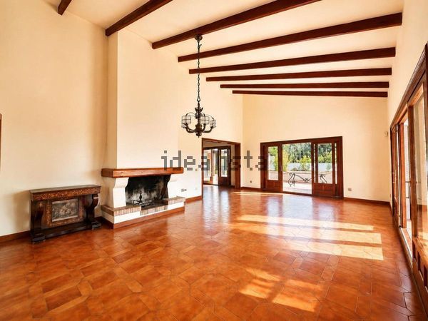 Detached house in Urbanización Golf Río Real, Rio Real, Marbella — image 3