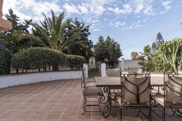 3-bedroom freehold villa in Marbella — photo 5 of 5