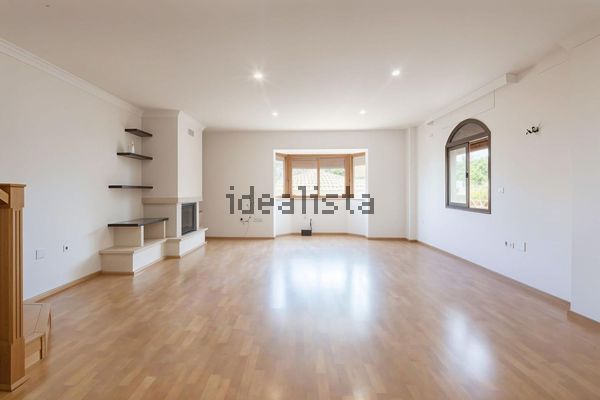 4-bedroom freehold villa in Benalmádena — photo 5 of 5