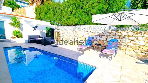 3-bedroom freehold villa in Benalmádena — photo 1 of 5