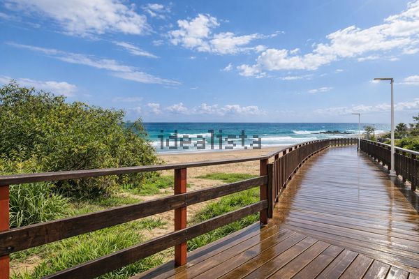 3-bedroom freehold villa in Estepona — photo 2 of 5