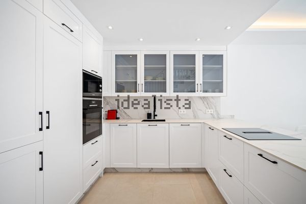 3-bedroom freehold villa in Marbella — photo 4 of 5