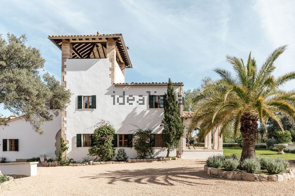 6-bedroom freehold villa in Palma — photo 1 of 5