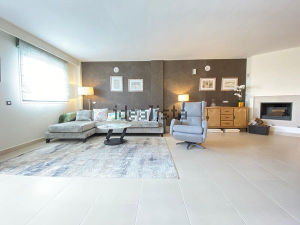 3-bedroom freehold villa in Estepona — photo 4 of 5