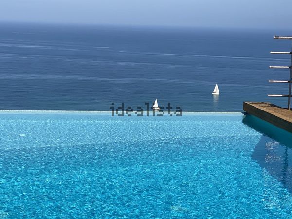 4-bedroom freehold villa in Manilva — photo 5 of 5