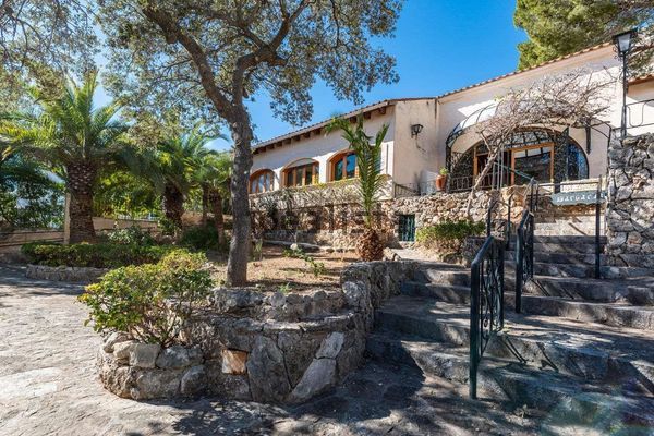 2-bedroom freehold villa in Palma — photo 1 of 5