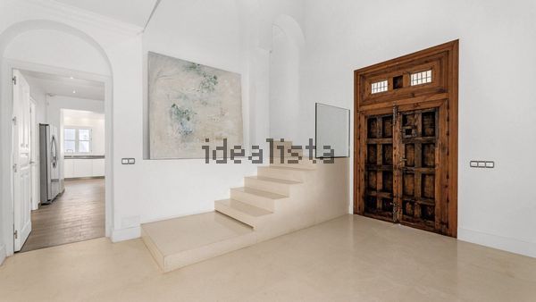 6-bedroom freehold villa in Marbella — photo 4 of 5