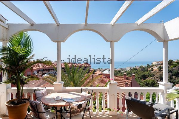 2-bedroom freehold villa in Fuengirola — photo 2 of 5
