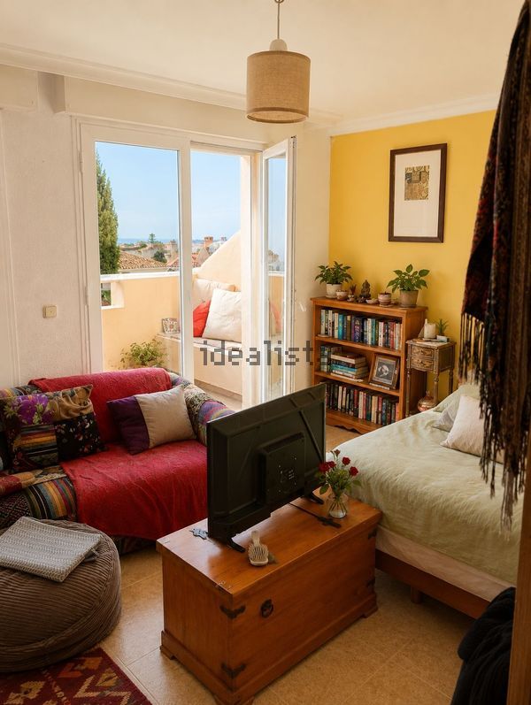 4-bedroom freehold villa in Manilva — photo 3 of 5