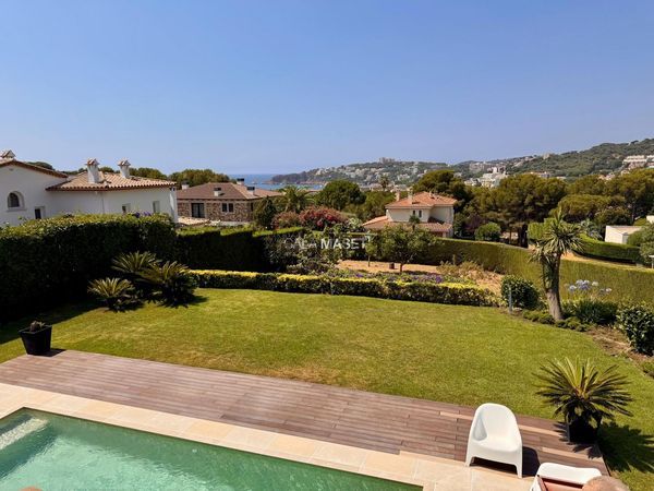 5-bedroom freehold villa in Castell-Platja d'Aro — photo 3 of 5