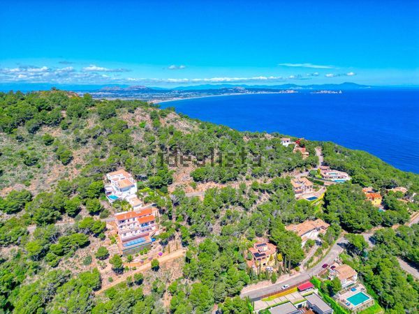 4-bedroom freehold villa in Begur — photo 4 of 5