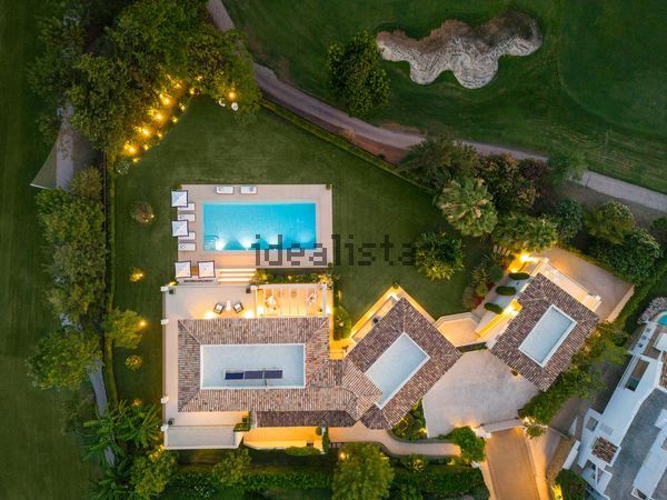Detached house in Urbanizacion Nva Andalucia Aloha, 9, Aloha, Marbella — image 5