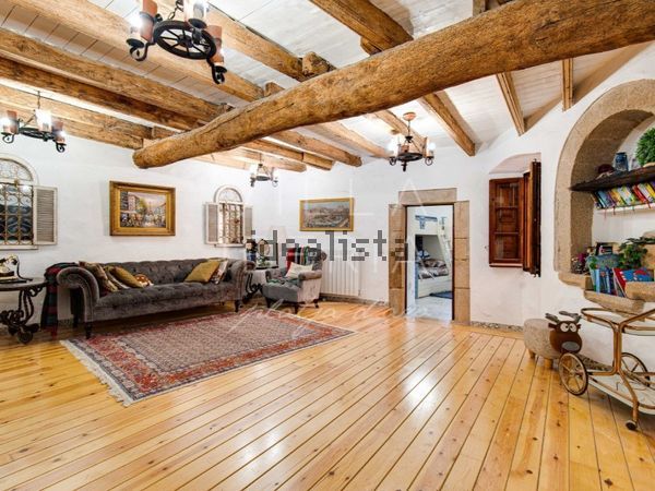 Detached house in Plaza Espanya, 13, Castell d'Aro, Castell-Platja d'Aro — image 5
