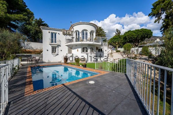 3-bedroom freehold villa in Mijas — photo 1 of 5