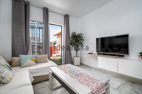 3-bedroom freehold villa in Nerja — photo 4 of 5