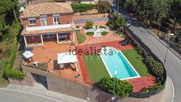 6-bedroom freehold villa in Lloret de Mar — photo 4 of 5