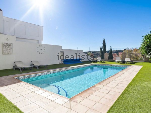 Semi-detached house in Valle Romano Golf, Estepona — image 3