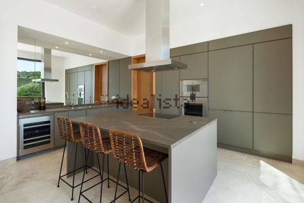 6-bedroom freehold villa in Casares — photo 4 of 5