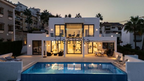 4-bedroom freehold villa in Mijas — photo 3 of 5