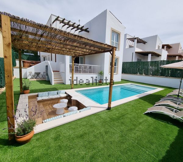 4-bedroom freehold villa in Manacor — photo 1 of 5