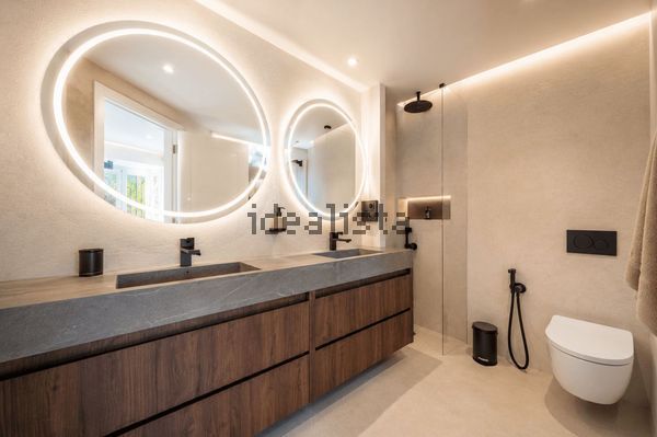 3-bedroom freehold villa in Marbella — photo 5 of 5