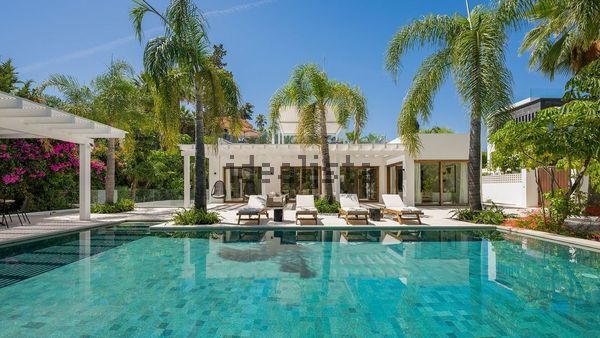 4-bedroom freehold villa in Marbella — photo 2 of 5