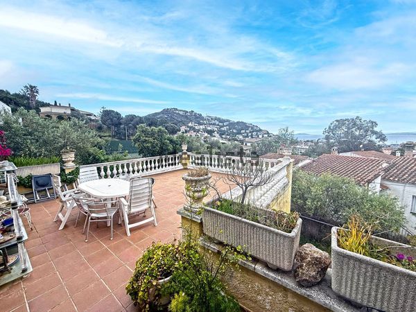 4-bedroom freehold villa in Roses — photo 1 of 5