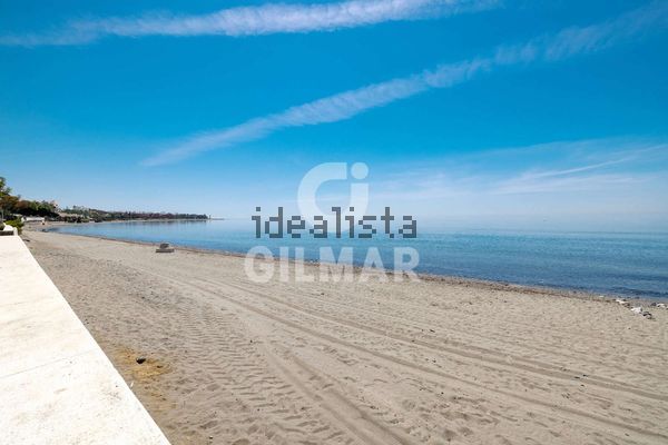 Detached house in Los Granados Playa, 5, Guadalmansa, Estepona — image 3