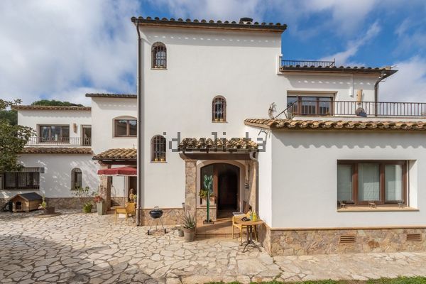 Detached house in Calle de les Illes Medes, Calella, Palafrugell — image 4