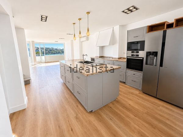 Terraced house in Calle de Suecia, Nueva Torrequebrada, Benalmádena — image 4
