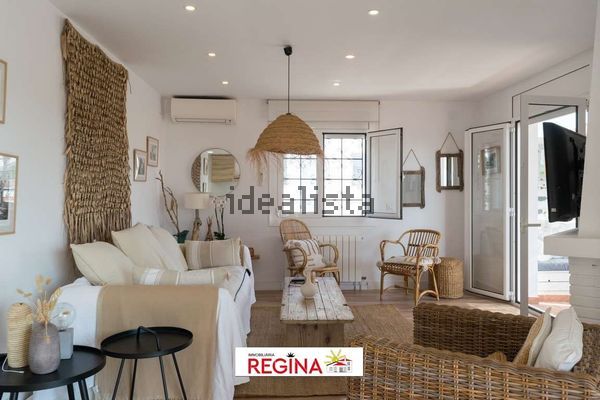 4-bedroom freehold villa in L'Escala — photo 2 of 5