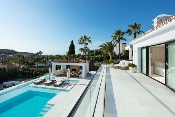 5-bedroom freehold villa in Marbella — photo 4 of 5